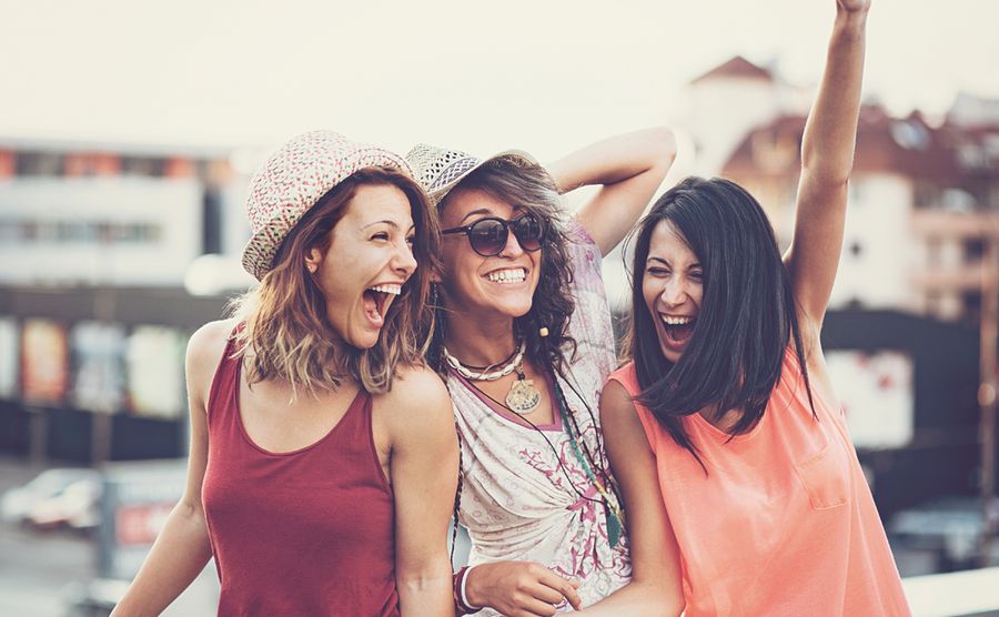 Pour trouver le parfait cadeau qui ravira votre meilleur ami fille ou garçon, nous vous donnons 5 critères de réussite, et 10 idées de cadeaux sur mesure !