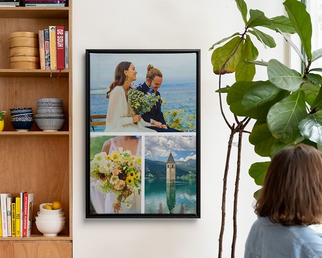 Un pêle-mêle déco photo encadré avec trois photos de mariage.
