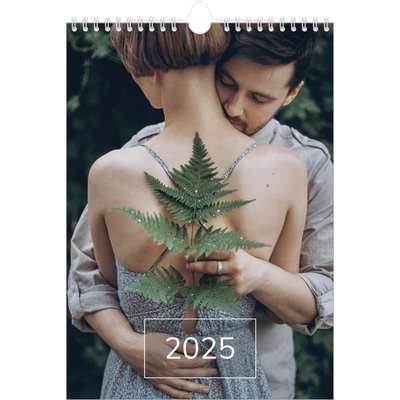 Calendrier photo A4 (20 x 30 cm) — Date superposée [couverture]