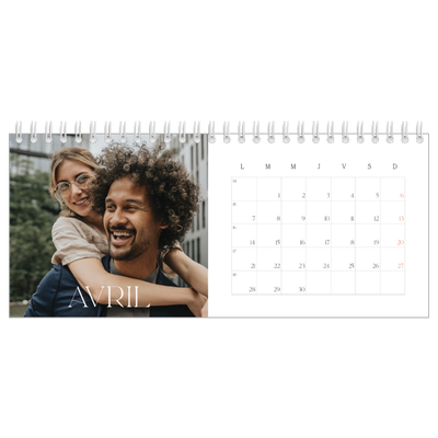 Calendrier de bureau — Plus grand que la vie [Avril]