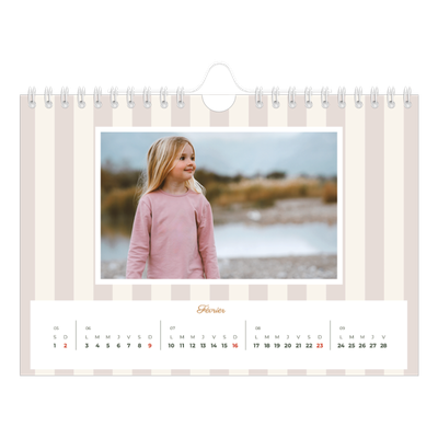 Calendrier photo A5 — Lettrages et rayures [Février]