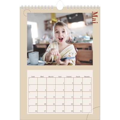 Calendrier photo A4 (20 x 30 cm) — Texte asymétrique [couverture]