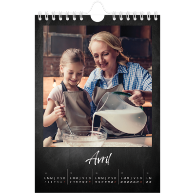 Calendrier photo A5 — Tableau et craie [Avril]