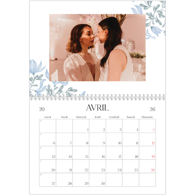 Calendrier photo A4 double (30 x 40 cm) — Romance en bleu et blanc [Avril]