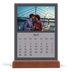 Calendrier de bureau support bois - portrait  — Un monde en couleur [Avril]