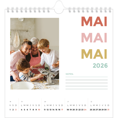 Calendriers annuels carré — Lettrage coloré [couverture]