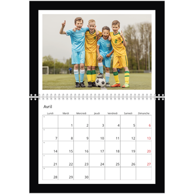 Calendrier photo A4 double (30 x 40 cm) — Cadre noir [Avril]