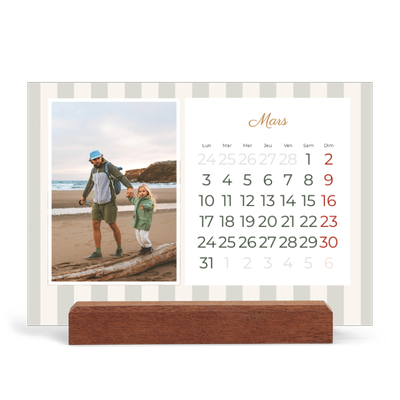 Calendrier de bureau support bois - paysage   — Lettrages et rayures [Mars]