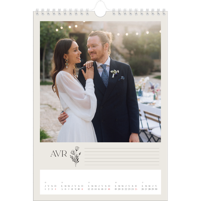Calendrier photo A4 (20 x 30 cm) — Initiales fleuries [Avril]