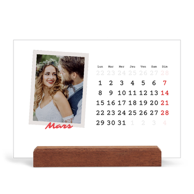 Calendrier de bureau support bois - paysage   — Signature carmin [Mars]