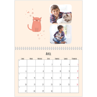 Calendrier photo A4 double (30 x 40 cm) — Pattes de chat et gribouillis [Avril]