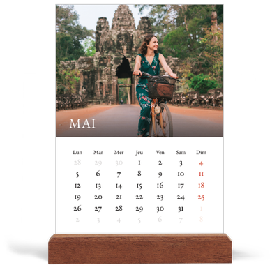 Calendrier de bureau support bois - portrait  — Superposition classique [couverture]