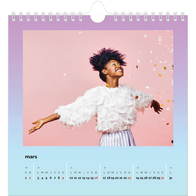 Calendriers annuels carré — Dégradé pastel [Mars]