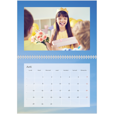 Calendrier photo A4 double (30 x 40 cm) — La tête dans les nuasges [Avril]