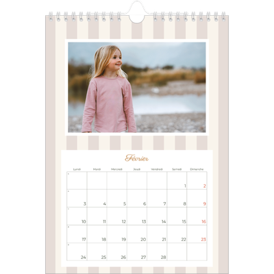 Calendrier photo A4 (20 x 30 cm) — Lettrages et rayures [Février]