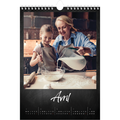 Calendrier photo A4 (20 x 30 cm) — Tableau et craie [Avril]