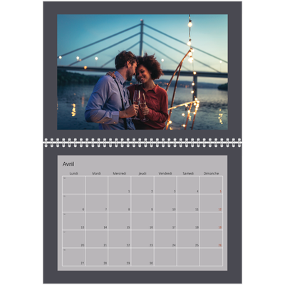 Calendrier photo A4 double (30 x 40 cm) — Un monde en couleur [Avril]