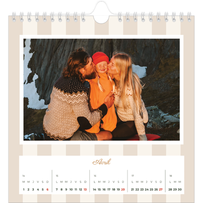 Calendriers annuels carré — Lettrages et rayures [Avril]