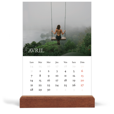Calendrier de bureau support bois - portrait  — Superposition classique [Avril]