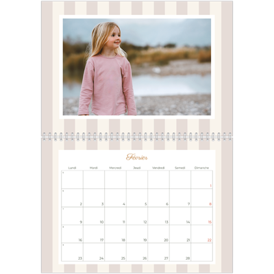 Calendrier photo A4 double (30 x 40 cm) — Lettrages et rayures [Février]