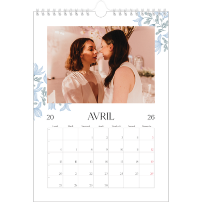Calendrier photo A4 (20 x 30 cm) — Romance en bleu et blanc [Avril]