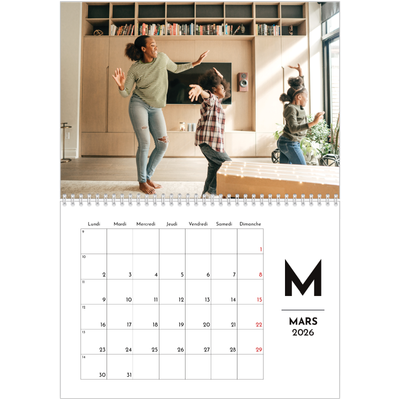 Calendrier photo A4 double (30 x 40 cm) — Projecteur sur les lettres [Mars]