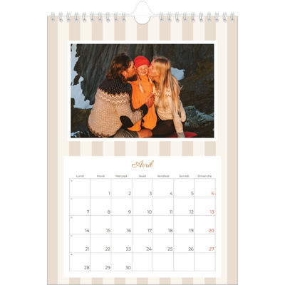 Calendrier photo A4 (20 x 30 cm) — Lettrages et rayures [Avril]