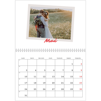 Calendrier photo A4 double (30 x 40 cm) — Signature carmin [Mai]