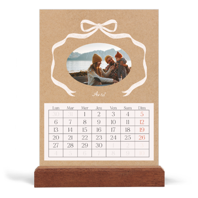 Calendrier de bureau support bois - portrait  — Kraft et nœud [Avril]