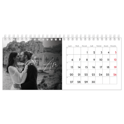 Calendrier de bureau — Écriture élégante [Avril]