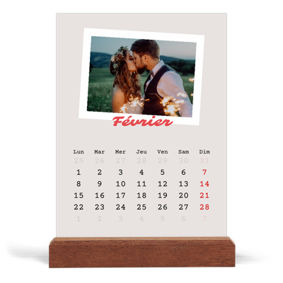 Calendrier de bureau support bois - portrait  — Signature carmin [Février]
