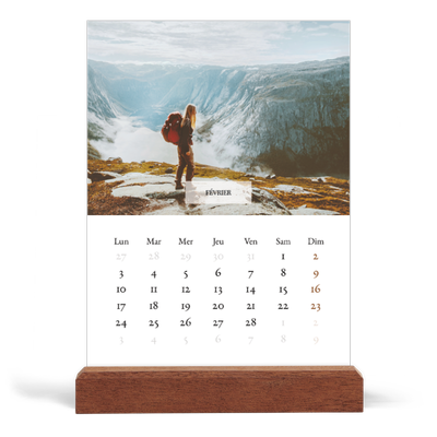 Calendrier de bureau support bois - portrait  — Superposition discrète [Février]